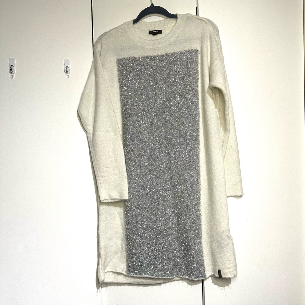 RUDSAK Cream and Silver Long Sleeve Sweater Dress